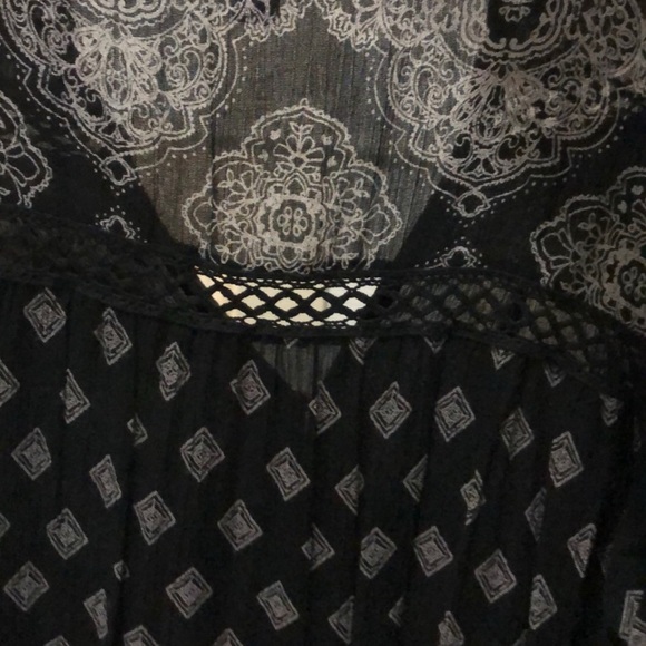 ***Relisting Soon*** Amuse Society Globe Trotter Henley top - Picture 7 of 9